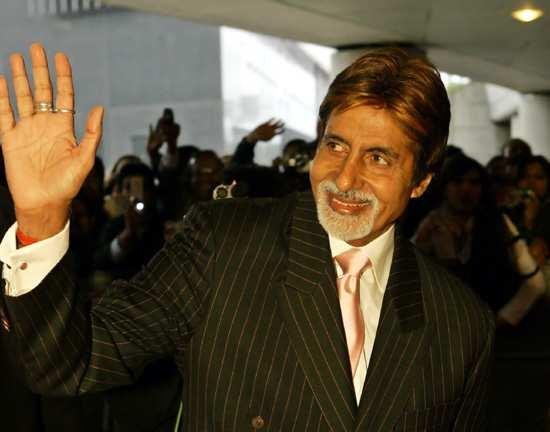 Big B conferred with NTR National Film Award